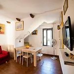 Le Terme Romane Apartments
